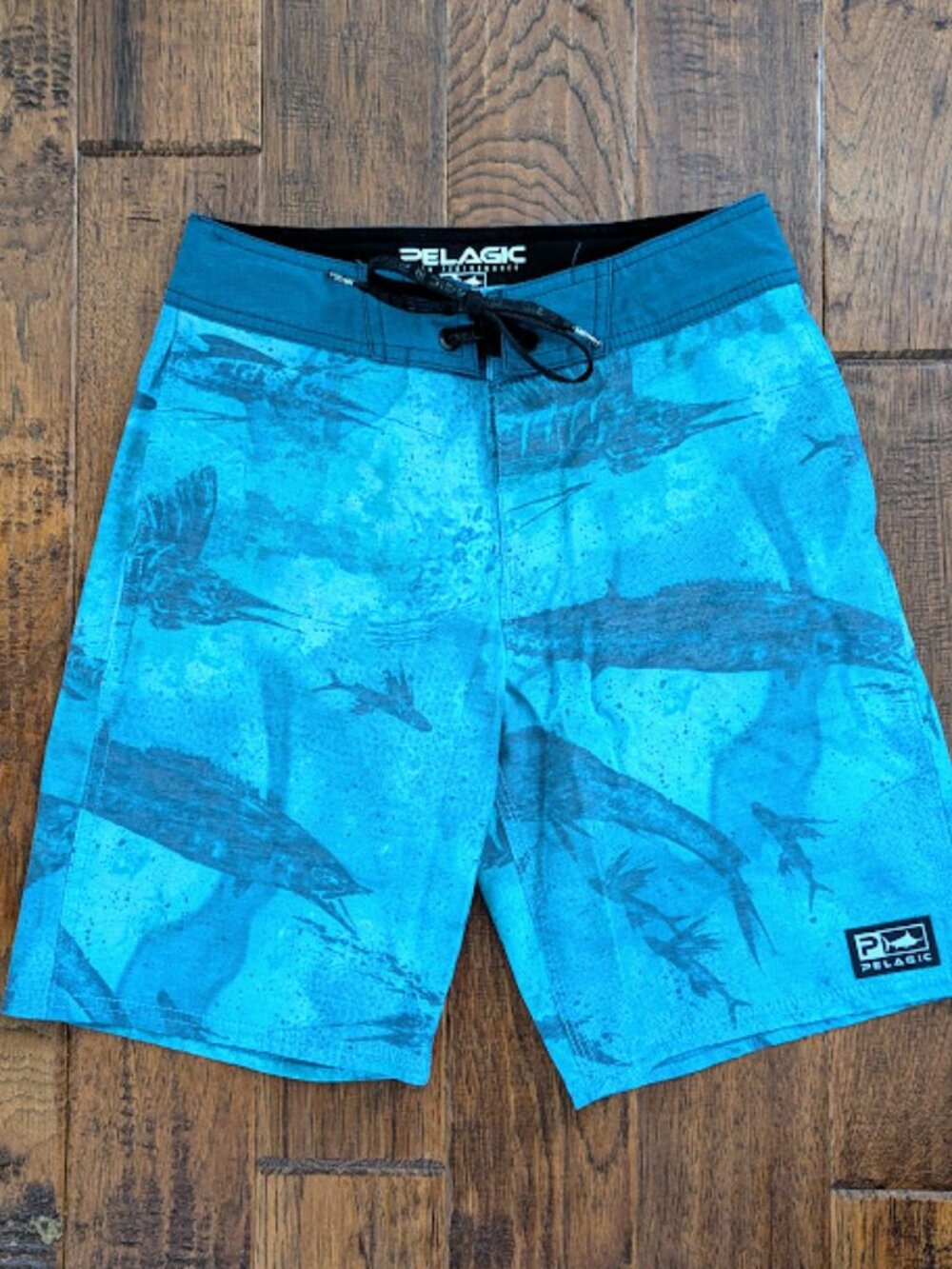 PELAGIC Youth Deep Drop Board Shorts Blue Fish Pattern Size 25